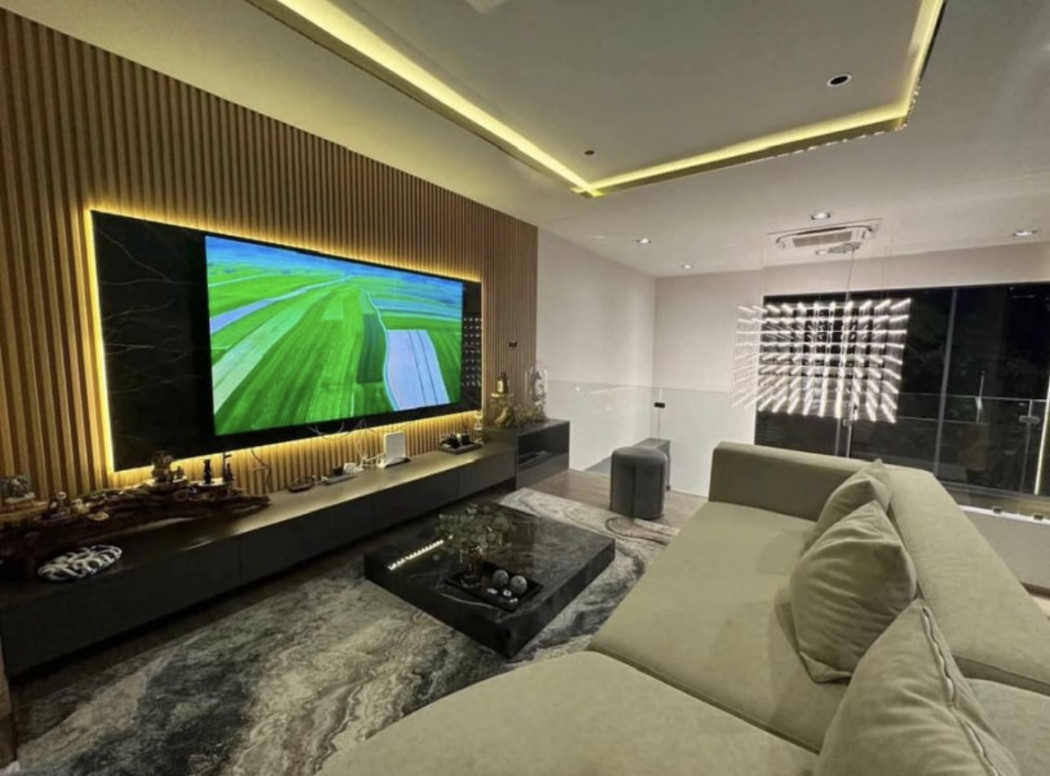 ขาย-ให้เช่า Luxury ทาวน์โฮม THER Ladprao 93 เพียง 600 ถึง BTS มหาดไทย ตกแต่งหรู รูปที่ 6