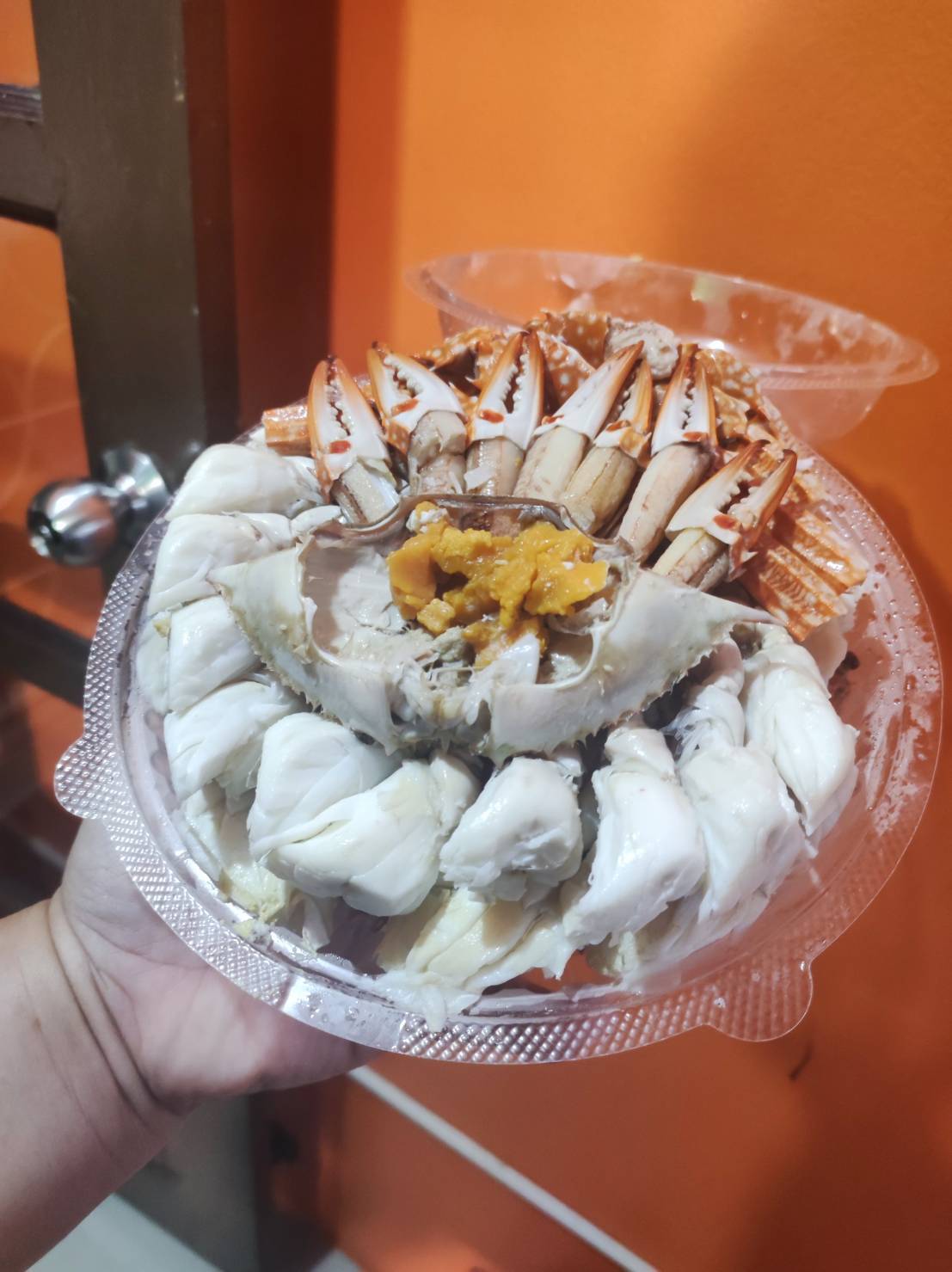 ปูม้าแกะ ปูม้าแท้ 100 % ไม่ผสมปูดาว แกะสดๆจากแพแม่กลอง รับประกันความสะอาดและความสด เนื้อหวานแน่น ไข่เน้นๆ  น้ำจิ้มรสเด็ด รูปที่ 4