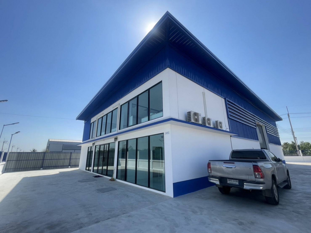ให้เช่า โกดัง ลาด​หลุม​แก้ว 400 ตรม. 1 ไร่ 6 ตร.วา ติดถนน 2 ด้าน พร้อมออฟฟิศ 2 ชั้น. รูปที่ 3
