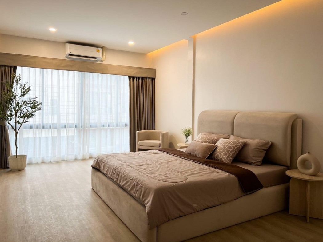 ให้เช่า Modern style ทาวน์โฮม เอกมัย 22 ตกแต่งใหม่ น่าอยู่มาก 4 ห้องนอน รูปที่ 6
