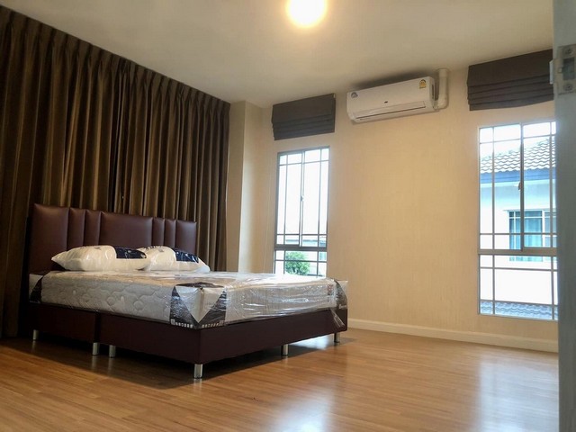 ขายบ้านเดี่ยว 2 ชั้น 64 ตรว. หมู่บ้านมัณฑนา อ่อนนุช - วงแหวน2 บ้านติดถนนเมนโครงการ เฟอร์นิเจอร์พร้อมอยู่ ใกล้เมกะบางนา  รูปที่ 1