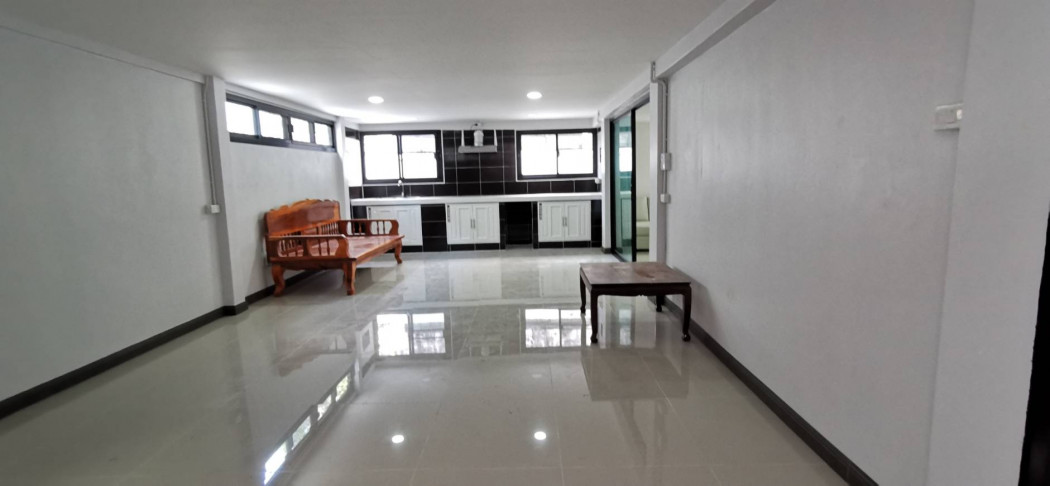 ขาย บ้านเดี่ยว เมืองทองธานี โครงการ 2 200 ตรม. 62 ตร.วา ติดทะเลสาบ ตกแต่งใหม่พร้อมอยู่ รูปที่ 4