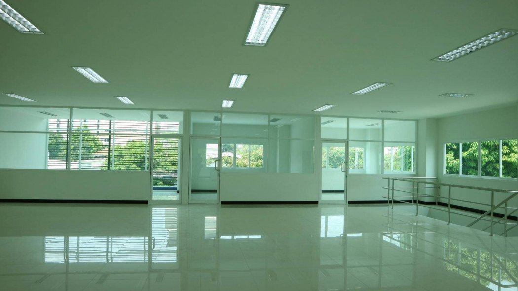 ขาย โกดัง อาคารสำนักงาน 661 ตรม. 130 ตร.วา ทำเลดี มีทางเข้าออกได้หลายทาง เดินทางสะดวก รูปที่ 6