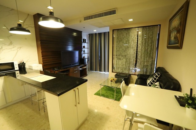 Nusasiri Grand Condo Sukhumvit 42 spacious clean 15th floor BTS Ekkamai รูปที่ 1