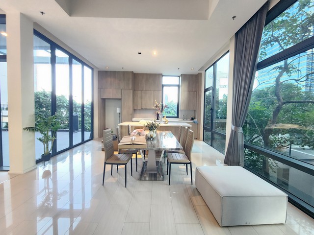 Private Residence in Sukhumvit - Pet-friendly 2-storey newly furnished residence next to Makkasan Airport Link รูปที่ 1