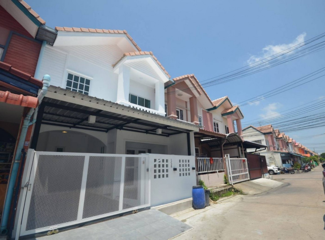 ขาย ทาวน์โฮม ต้องการขายด่วนๆ หมู่บ้านมัณฑิราการ์เด้น กม. 12 114 ตรม. 19.5 ตร.วา . รูปที่ 8