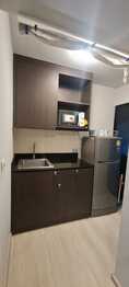 condominium ยูนิโอ รามคำแหง - เสรีไทย   6500 BAHT. 1 ห้องนอน 1 ห้องน้ำ ใหญ่ขนาด 24 ตารางเมตร หั่นราคา ใกล้ม.นิด้า