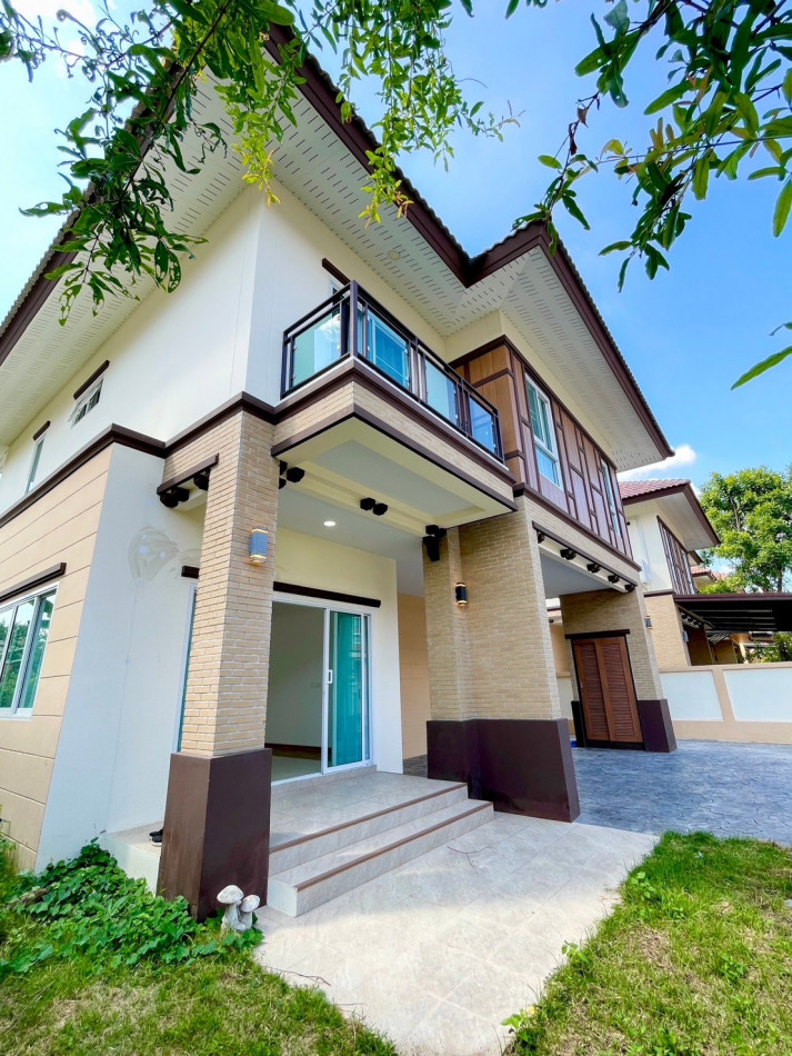 ขาย บ้านเดี่ยว สภาพใหม่ ฟรีผ้าม่าน ฟรีแอร์ แกรนด์ ล้านนา เมอริเดียน 180 ตรม. 56.8 ตร.วา ทำเลดี ติดถนนหลัก ถนนเชียงใหม่-สันกำแพงสายใหม่ รูปที่ 2