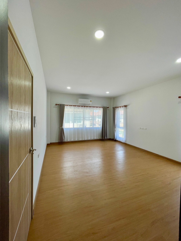 ขาย บ้านเดี่ยว สภาพใหม่ ฟรีผ้าม่าน ฟรีแอร์ แกรนด์ ล้านนา เมอริเดียน 180 ตรม. 56.8 ตร.วา ทำเลดี ติดถนนหลัก ถนนเชียงใหม่-สันกำแพงสายใหม่ รูปที่ 5