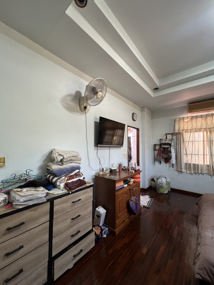 ขาย บ้านเดี่ยว ใกล้ที่ว่าการอำเภอหนองหาน 200 ตรม. 1 ไร่ รูปที่ 6