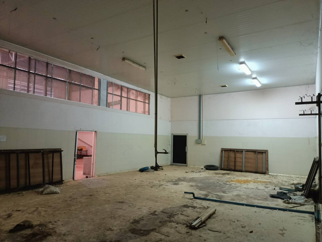 ขาย โรงงาน พร้อมที่ดินขนาดใหญ่ 1000 ตรม. 62 ไร่ 46 ตร.วา รูปที่ 4
