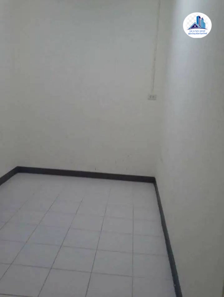 ขาย คอนโด ห้องริม พร้อมเข้าอยู่ ใกล้รถไฟฟ้าเอื้ออาทรพร้อมมิตร 33 ตรม. รูปที่ 10