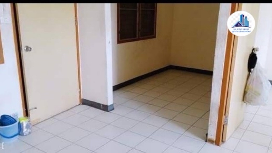 ขาย คอนโด ห้องริม พร้อมเข้าอยู่ ใกล้รถไฟฟ้าเอื้ออาทรพร้อมมิตร 33 ตรม. รูปที่ 8