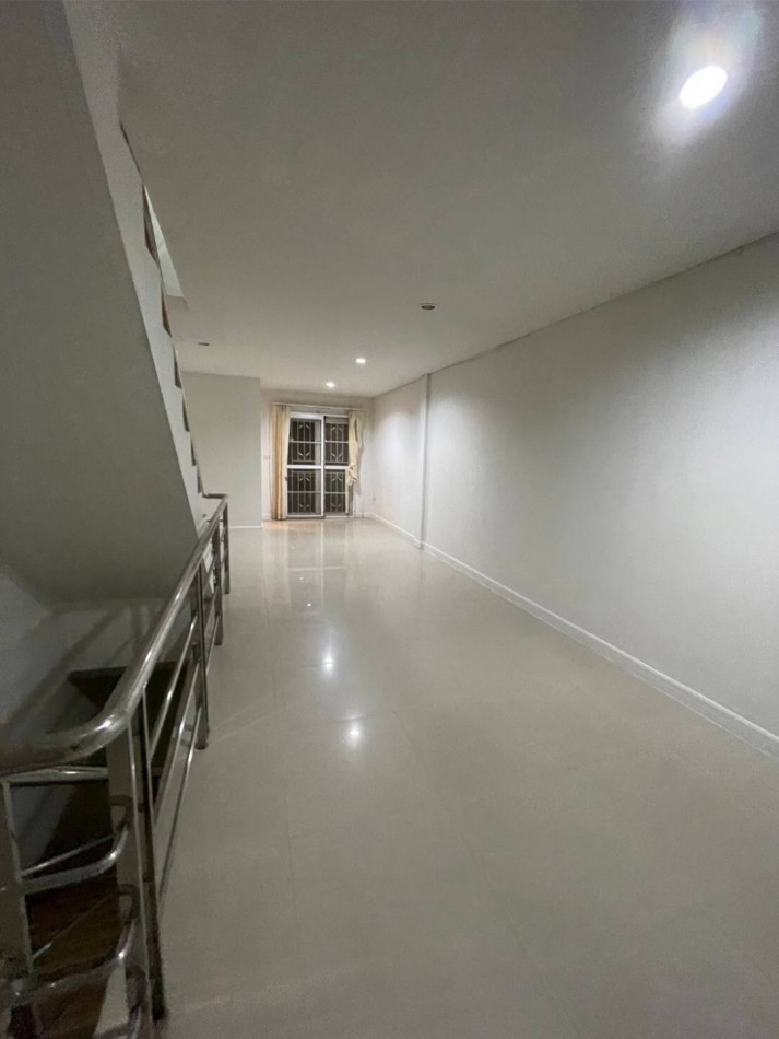 ขาย อาคารพาณิชย์ 3 ชั้น ติดถนนทหาร 150 ตรม. 21.3 ตร.วา รูปที่ 6