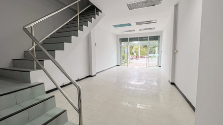 For Rent Commercial Building on Bo Phut Koh Samui Thailand Townhouse For Rent good for make business  รูปที่ 1