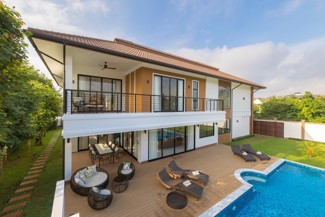 ขาย บ้านเดี่ยว รางวัลแห่งความสำเร็จ หรูหรา สง่างาม Luxury Pool villa เชียงใหม่ 659 ตรม. 337 ตร.วา ใกล้สะพานนวรัตน์ ใจกลางเมืองเชียงใหม่ รูปที่ 2