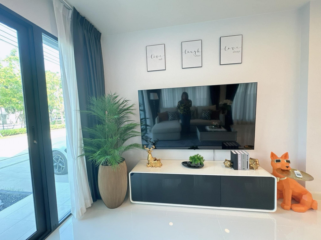 ขาย-เช่า บ้านเดี่ยว เซนโทร บางนา 4 ห้องนอน บ้านใหม่ ตกแต่งพร้อมเข้าอยู่ เพียง 5 นาทีถึงเมกาบางนา รูปที่ 3