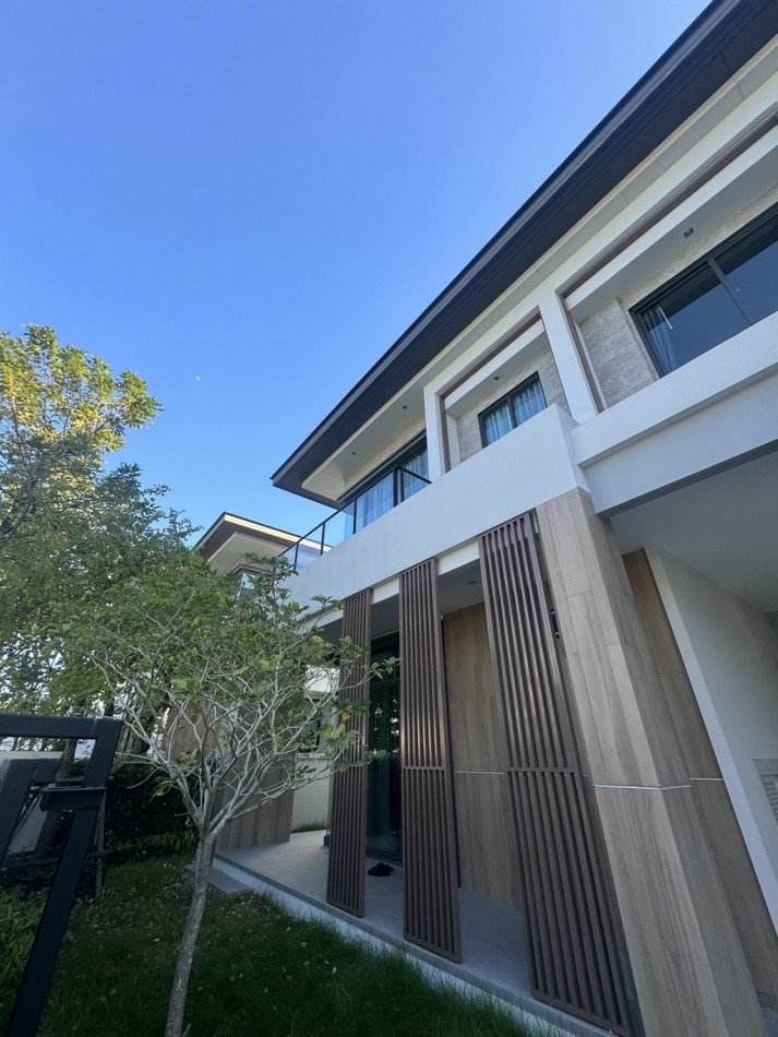 ให้เช่า บ้านเดี่ยว บางกอก บูเอวาร์ด บางนา กม.5 บ้านใหม่ ใกล้ Club House 4 ห้องนอน รูปที่ 2