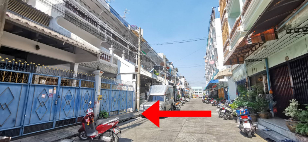 ขาย ทาวน์โฮม ซอยบางแวก 68 160 ตรม. 40 ตร.วา 3 ชั้น จอดรถได้ 2 คัน รูปที่ 2