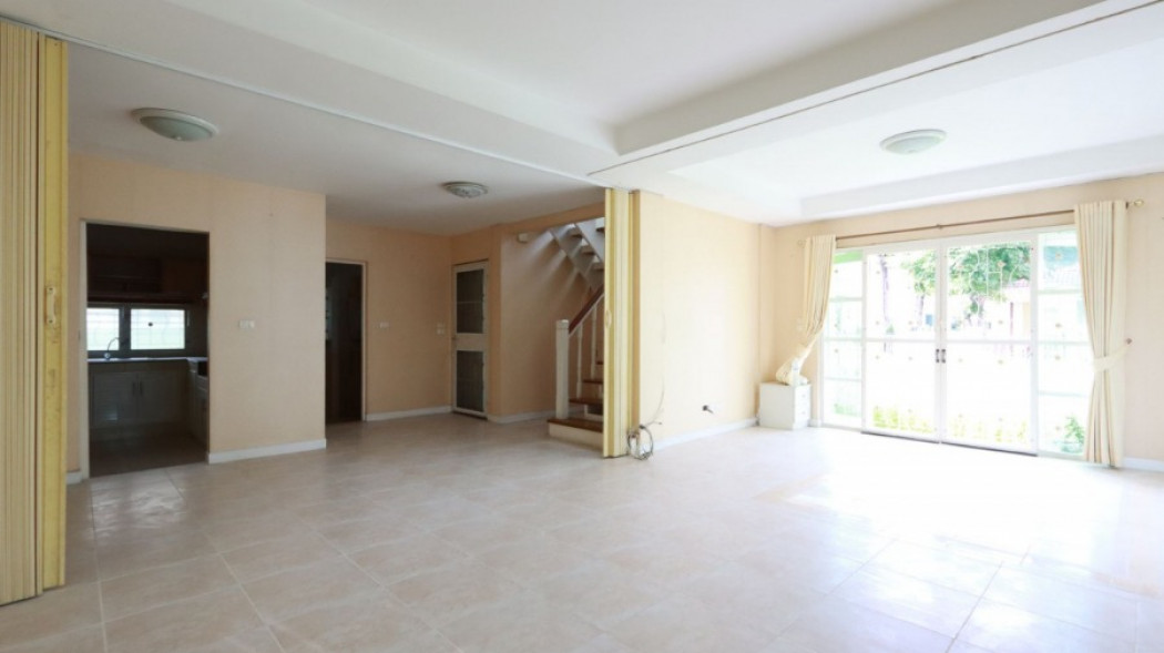 ขาย บ้านเดี่ยว หลังใหญ่ พื้นที่เยอะ Moobaan Parichard 345 194 ตรม. 67 ตร.วา ต่อรองได้ รูปที่ 2