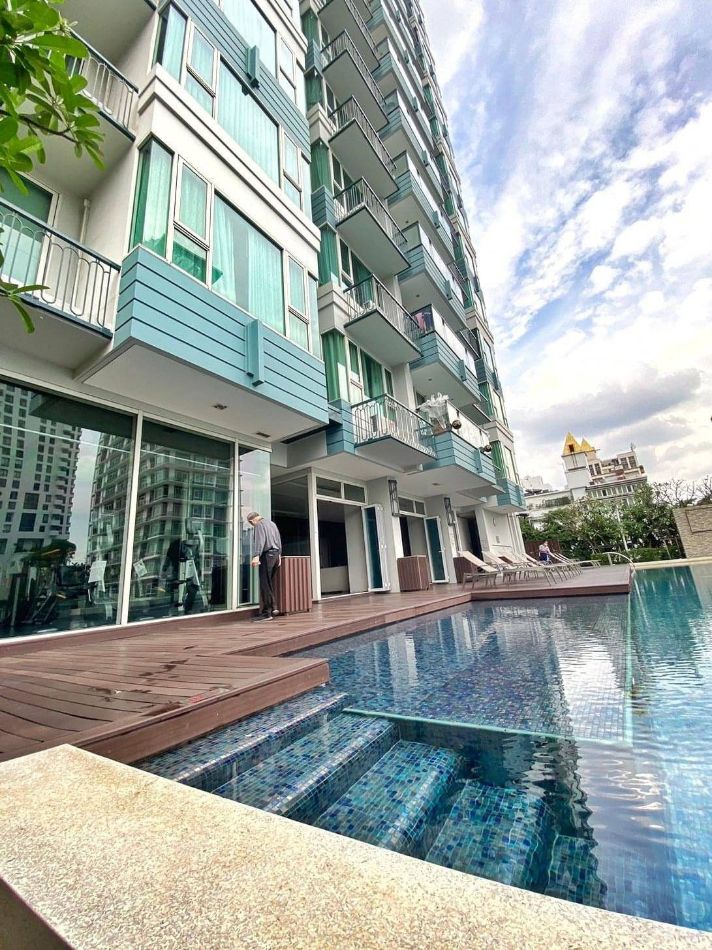 ให้เช่า คอนโด Ivy Thonglo 10  36 ตรม. 1 bed 1 bath 1 kitchen 1 balcony 1 parking lot รูปที่ 1