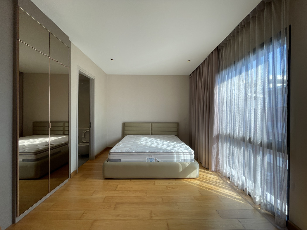 ให้เช่า บ้านเดี่ยว Parc Priva มีลิฟ แปลงมุม 4 ห้องนอน ใกล้ Central พระราม9 รูปที่ 4