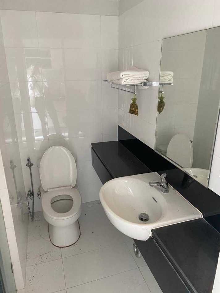 ขาย คอนโด Flawless Sathorn Residence : ฟลอเลส สาทร เรสซิเด้นซ์ 25 ตรม. เฟอร์นิเจอร์ครบ ราคาพิเศษสุด รูปที่ 5