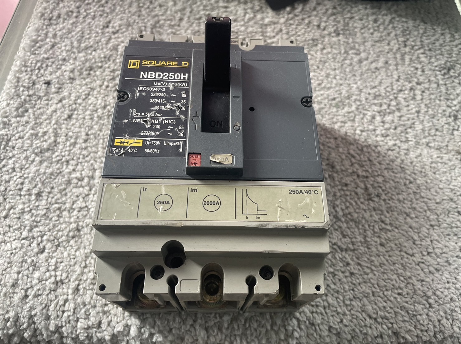 ขาย เมน เบรกเกอร์ ขนาด250A แอมป์ Main Breaker Square D NBD250H 250A 250แอมป์ มือสอง รูปที่ 3