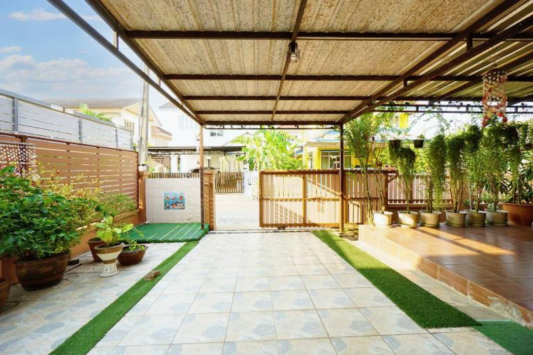 ขาย บ้านเดี่ยว วรารมย์ มีนบุรี 174 ตรม. 50 ตร.วา ซ.ราษฎร์อุทิศ 16 ต่อเติมที่จอดรถ ครัว พื้นกระเบื้องเต็มพื้นที่ สภาพบ้านสวยมาก รูปที่ 3