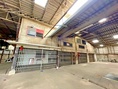 ให้เช่าพื้นที่โรงงาน โกดังใหญ่มาก เมกา บางนา กม 22-26 MRTศรีเอี่ยม  ย่านแถวบางนาตราด 3 ชั้น 1ไร่ 1,600ตรม. 10ห้อง 3น้ำ 5จอดรถ 