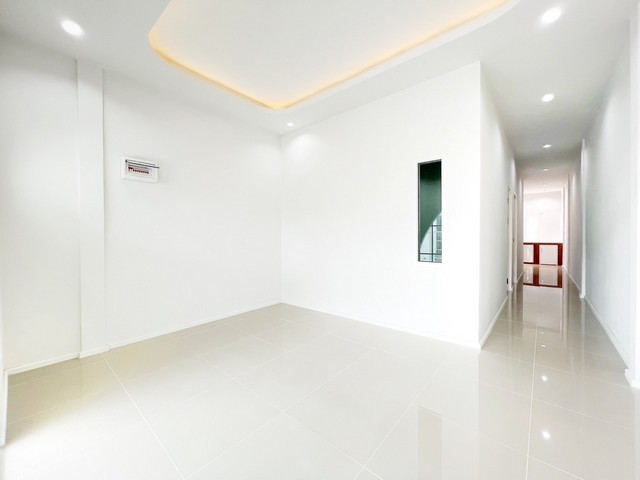 For Sales : Bypass, One-story townhouse, 2 Bedrooms 1 Bathrooms รูปที่ 1