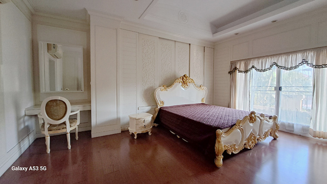 ขาย บ้านเดี่ยว เดอะซิตี้ ปิ่นเกล้า 360 ตรม. 1 งาน 05 ตร.วา ตกแต่งสวยมาก โอ่โถง  เพดานสูง interior เดิมทุกห้อง รูปที่ 3