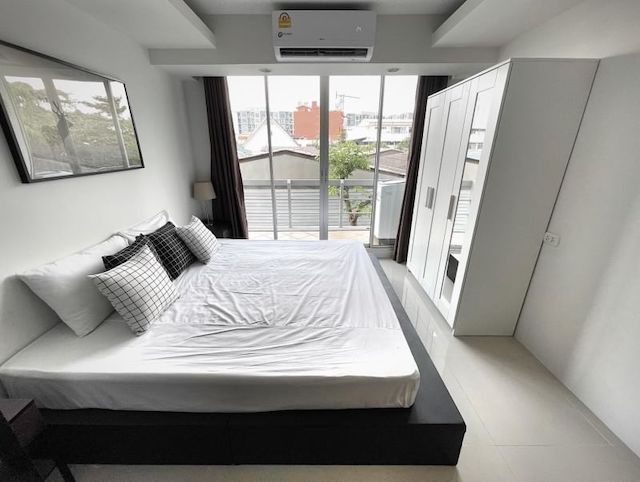 The Waterford Sukhumvit 50 spacious safe 2nd floor BTS On Nut รูปที่ 1