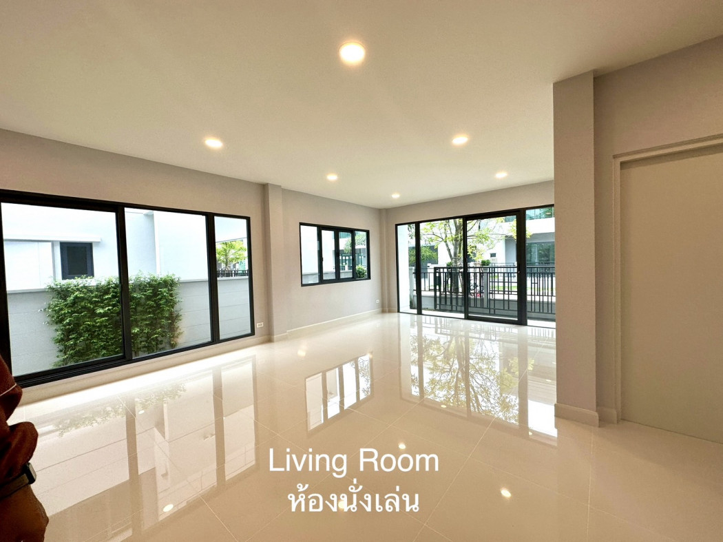 ขาย บ้านเดี่ยว เซนโทร บางนา 4 ห้องนอน เพียง 5 นาที ถึงเมกา บางนา รูปที่ 2