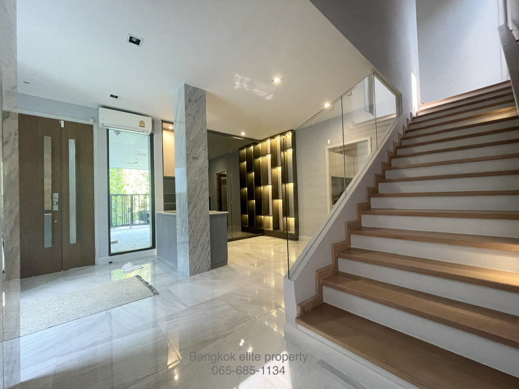 ให้เช่า บ้านเดี่ยว อาณา เอกมัย Super Luxury พร้อมลิฟต์ บนทำเลเอกมัย 4 ห้องนอน รูปที่ 5