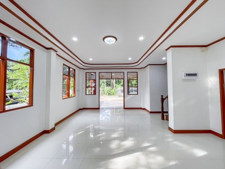 2-story detached house for sale, 4 bedrooms, Ang Thong Zone, Koh Samui District. รูปที่ 1
