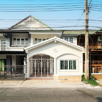 ขาย ทาวน์โฮม หมู่บ้านพฤกษา14 135 ตรม. 18 ตร.วา บ้าน Renovate เรียบร้อยพร้อมยื่น Bank รูปที่ 1