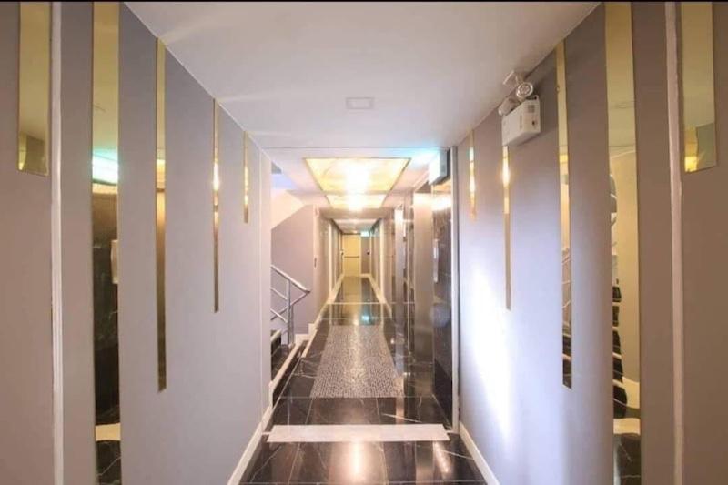 ขายกิจการโรงแรม 6 ชั้น ​จำนวน 58 ห้อง ย่านเพชรบุรี​  มีลิฟต์ 2 ตัว รูปที่ 1