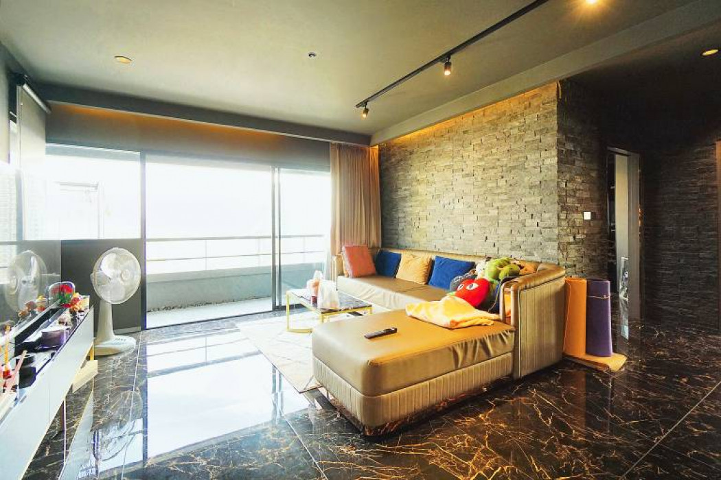 ขาย คอนโด Sathorn Gardens 109 ตรม. ชั้น 19 วิวเมืองโล่ง ตกแต่งใหม่ทั้งห้อง หรูหราสวยงาม ราคาสุดพิเศษ รูปที่ 3