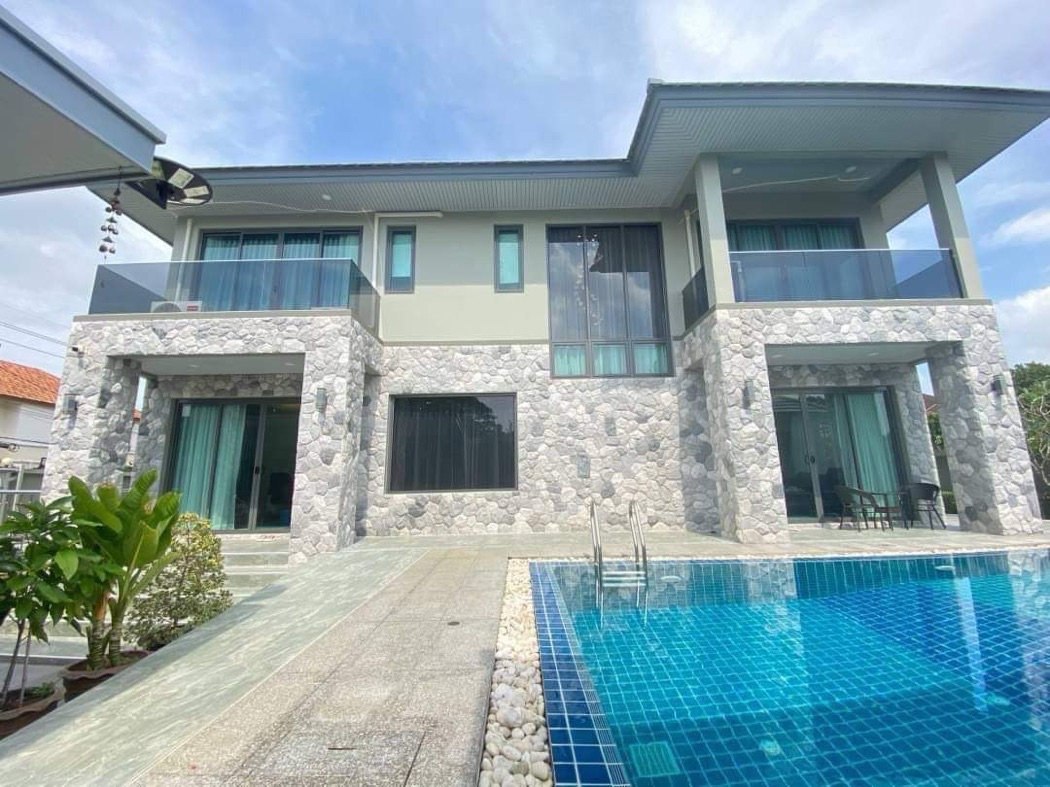 PN352 ขาย-ให้เช่า บ้านหรูพร้อมสระว่ายน้ำ เป็นบ้านเปล่า #ตลิ่งชัน #ซอยฉิมพลี #35ล้าน รูปที่ 1