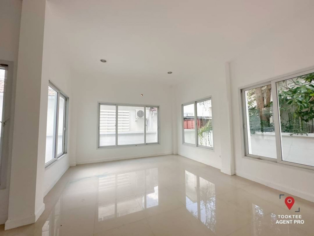 ขาย บ้านเดี่ยว พื้นที่ใช้สอยเยอะ ปรับปรุงใหม่ Perfect Place Sukhumvit 77-Suvarnabhumi 200 ตรม. 60 ตร.วา สิ่งแวดล้อมดี สังคมคุณภาพ รูปที่ 3