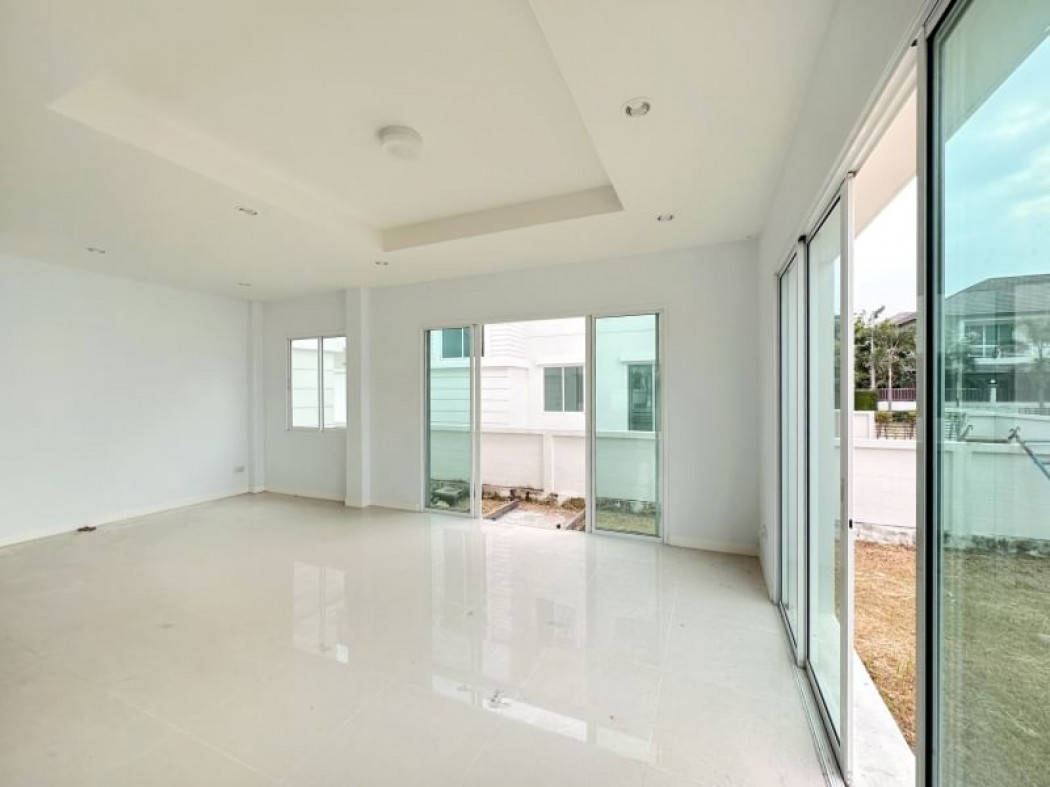 ขาย บ้านเดี่ยว หลังใหญ่ พื้นที่เยอะ ณุศาศิริ พระรามเก้า-วงแหวน 360 ตรม. 106.3 ตร.วา ประตูทางเข้าโครงการ 2 ประตู สะดวกมาก รูปที่ 3