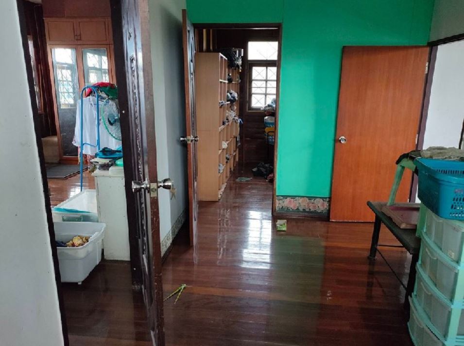 ขายถูกบ้านเดี่ยว 2 ชั้น เนื้อที่ 200 ตรว. มีโกดังเก็บของ อยู่ในซอยเพชรเกษม81 สนใจโทร 080 059 7734 รูปที่ 3