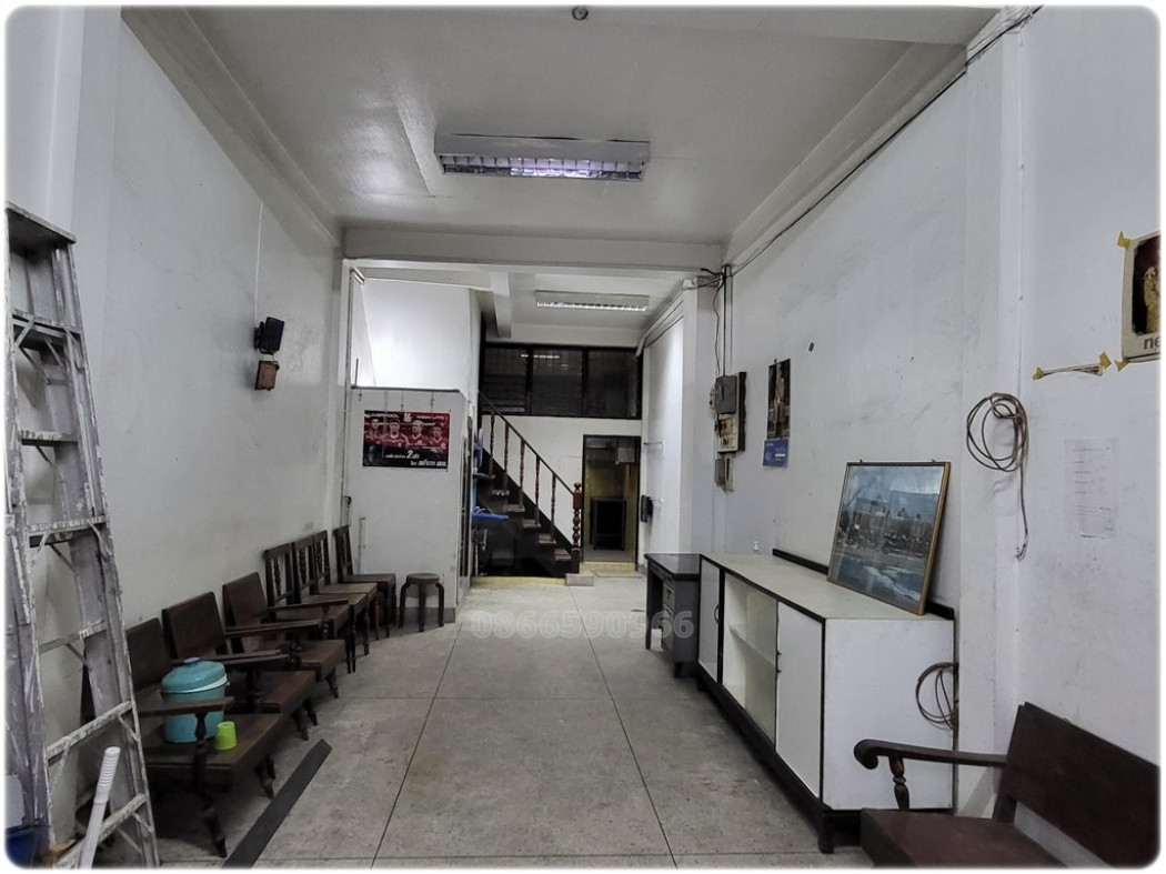 ขาย อาคารพาณิชย์ ใจกลางเมือง ราคาถูก ซอยสาธุประดิษฐ์ 5 192 ตรม. 12 ตร.วา รูปที่ 9