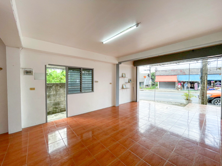 ShopHouse For Rent Commercial Available for Rent in Lipanoi Koh Samui Thailand property Rental Koh Samui รูปที่ 1