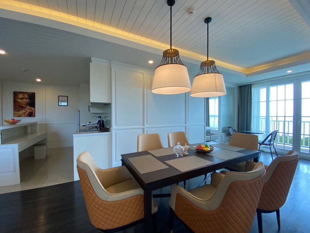ขาย คอนโด Grand Florida Beachfront Condo Resort Pattayaแกรนด์ ฟลอริด้า บีชฟร้อนท์ พัทยา 101 ตรม. ติดทะเล วิวชายหาด 180 ตกแต่งแบบโรงแรมห้าดาว รูปที่ 4