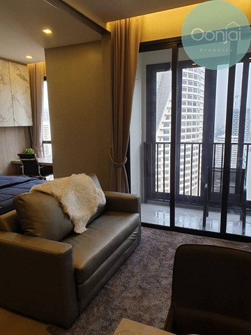 Sell with Tenant : ASHTON ASOKE - 1 Bed 1 Bath 37.28 sqm.20m to MRT Sukhumvit, 230m to BTS Asoke รูปที่ 1