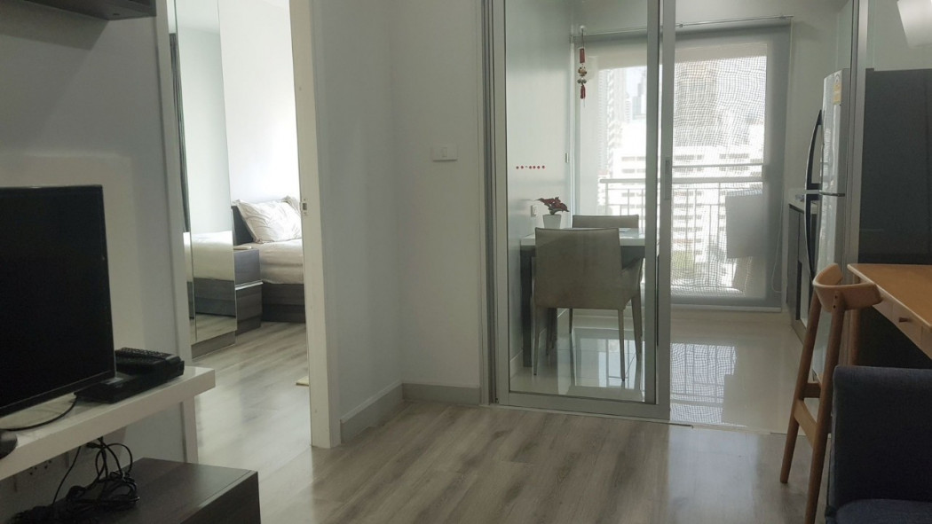 ให้เช่า คอนโด พร้อมเฟอร์ บิวท์อิน Centric Sathon-St Louis 36 ตรม. รูปที่ 3