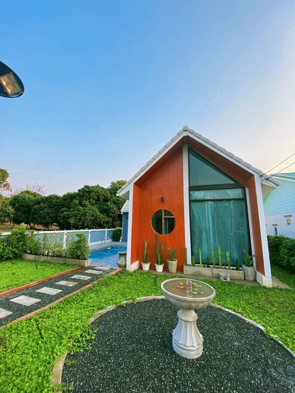 บ้าน Poolvillas สร้างใหม่ อ.ดอยสะเก็ด จ.เชียงใหม่ 95 ตรว. 3 ห้องนอน 2 ห้องน้ำ ขายพร้อมเฟอร์ครบทุกห้อง โทร 099 3833663 รูปที่ 1