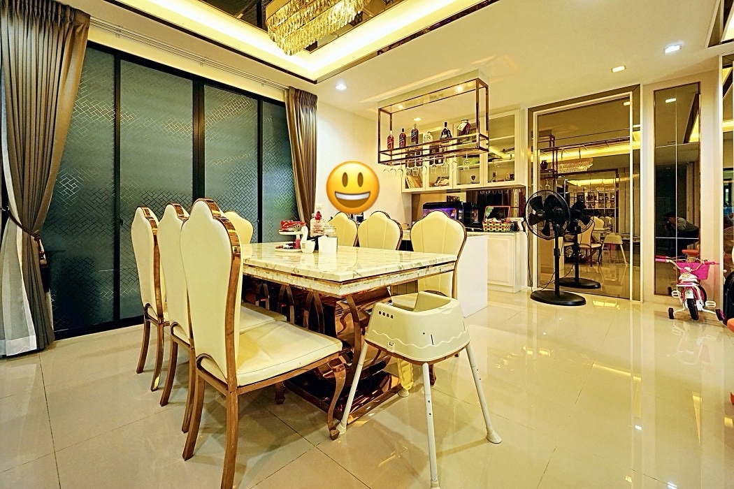 ขาย บ้านเดี่ยว สุดหรูลัดดารมย์ วงแหวน-รามอินทรา 350 ตรม. 90.7 ตร.วา 4 ห้องนอน 5 ห้องน้ำ สวนอังกฤษ ห้องดูหนัง ตกแต่งบิวอินท์สวยหรูทั้งหลัง รูปที่ 4